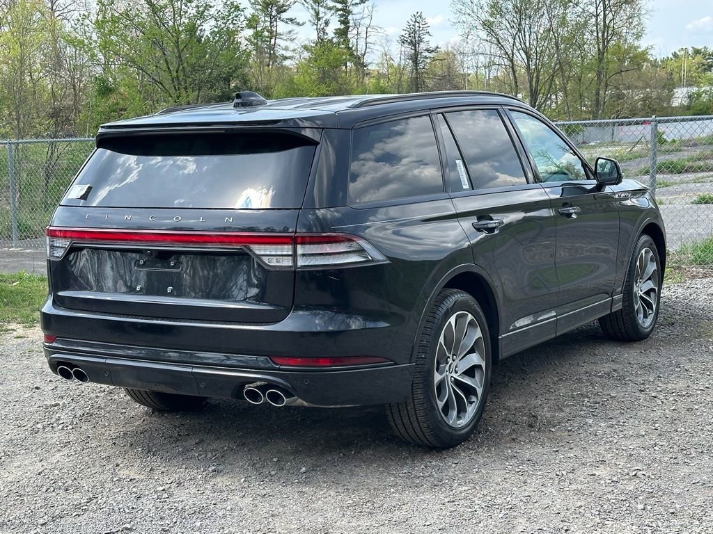 New 2026 Lincoln Aviator AWD image 34