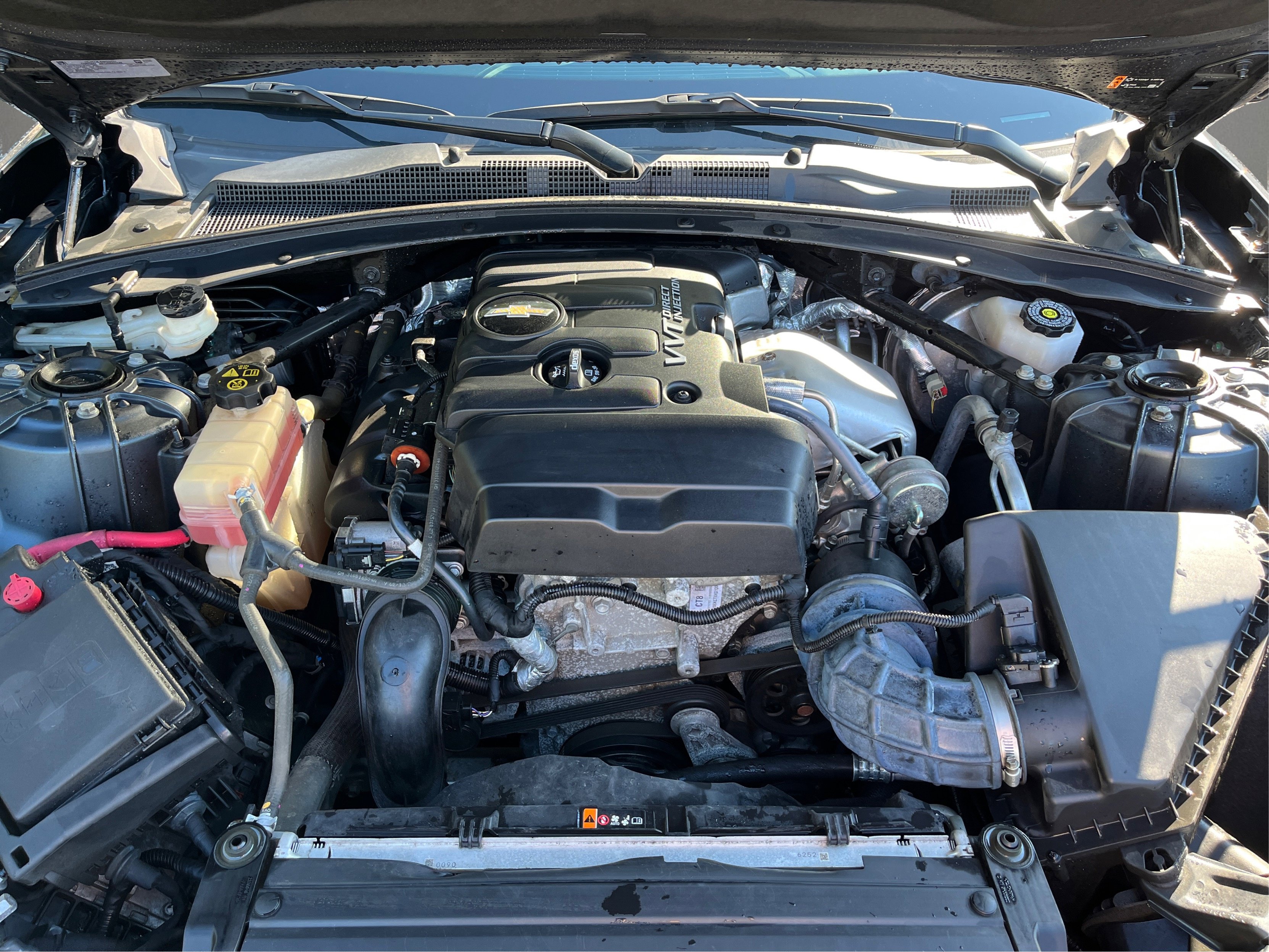 Used 2021 Chevrolet Camaro LT image 29