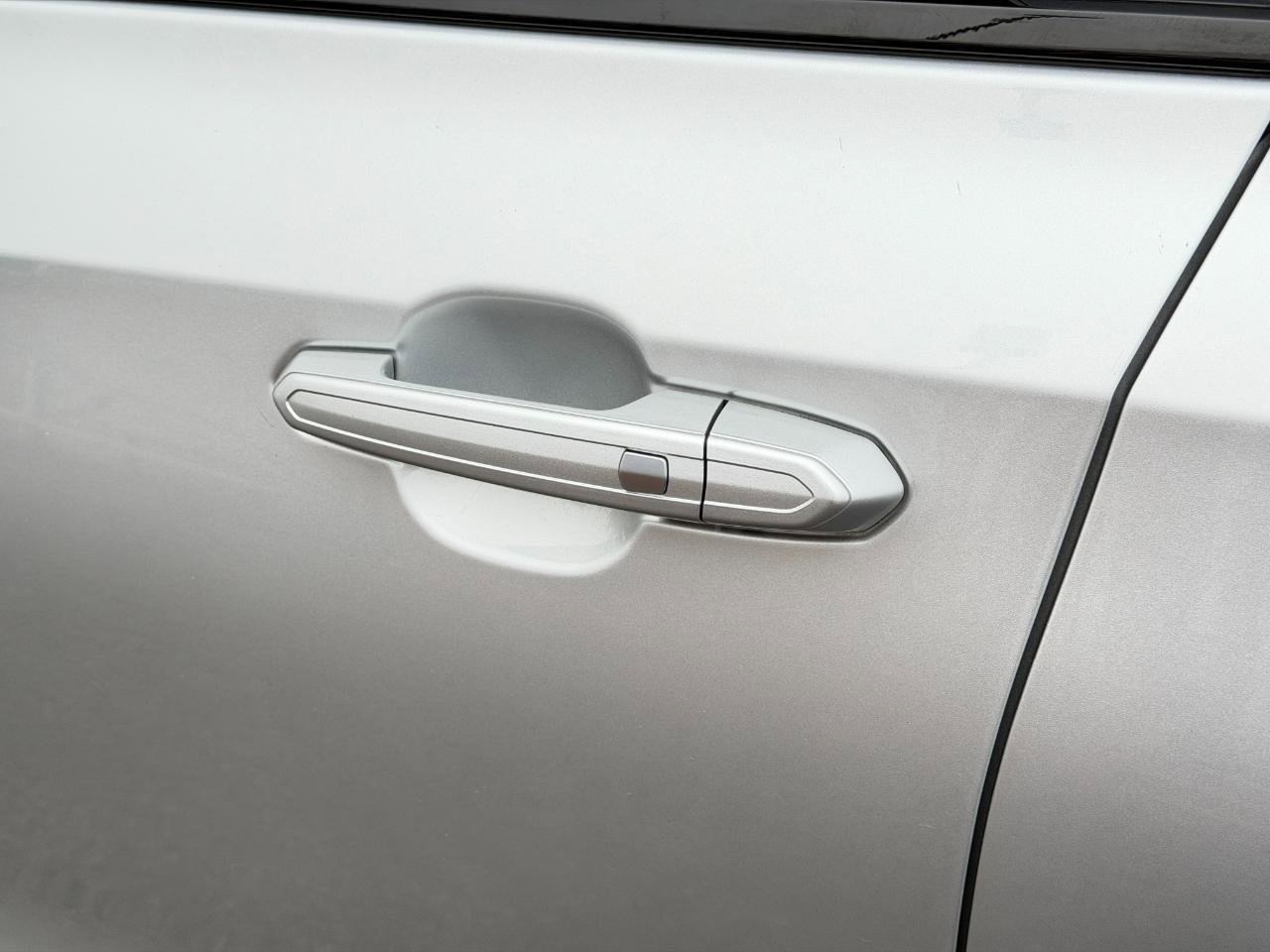 Used 2019 Cadillac XT4 Sport w/ Cold Weather Package image 84