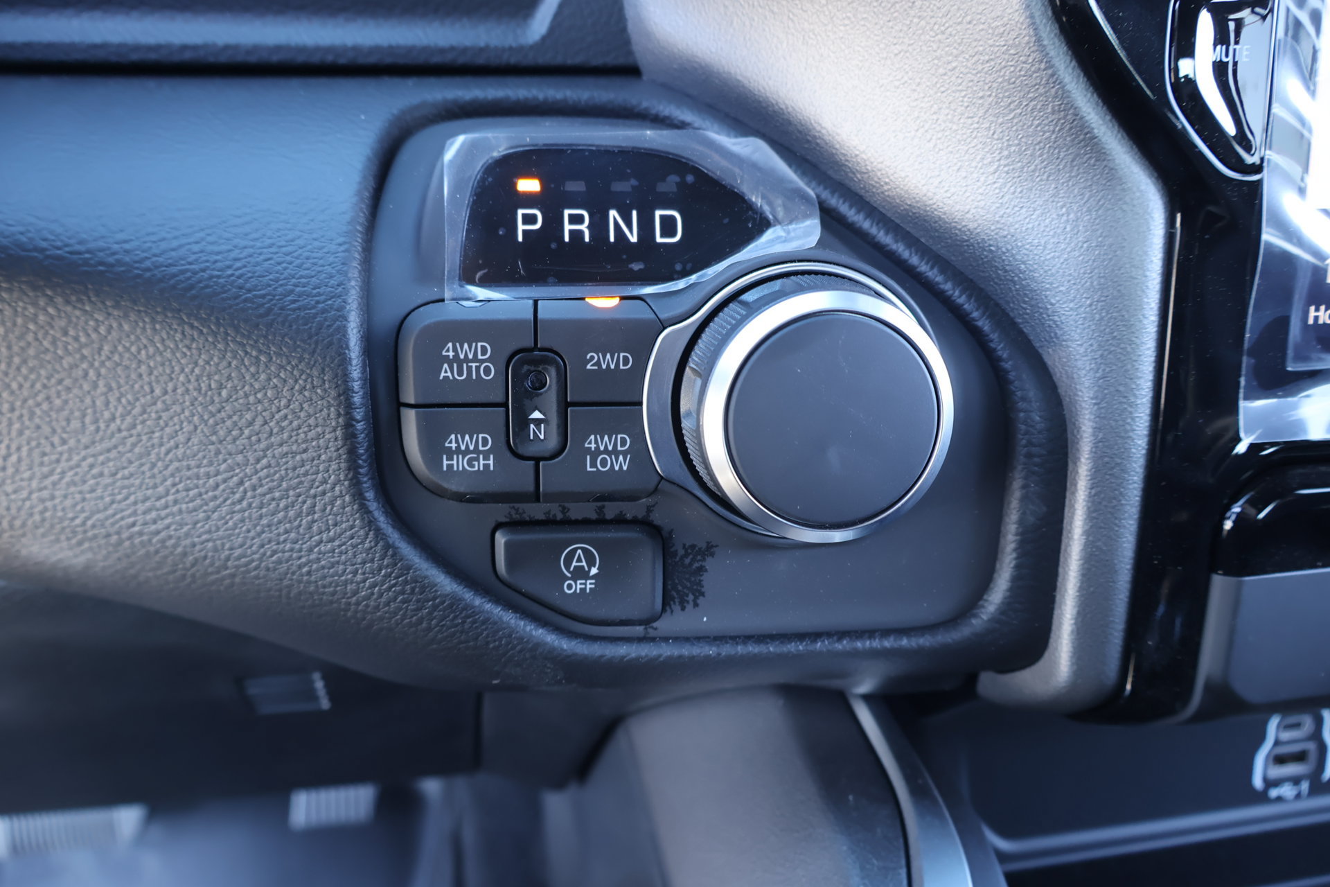New 2026 RAM 1500 Lone Star AWD/4WD image 9