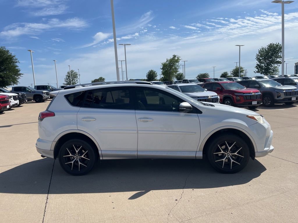 Used 2016 Toyota RAV4 SE w/ Advanced Technology Package FWD image 6