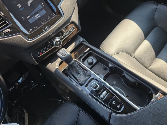 Used 2017 Volvo XC90 T6 Momentum w/ Vision Package AWD/4WD image 27