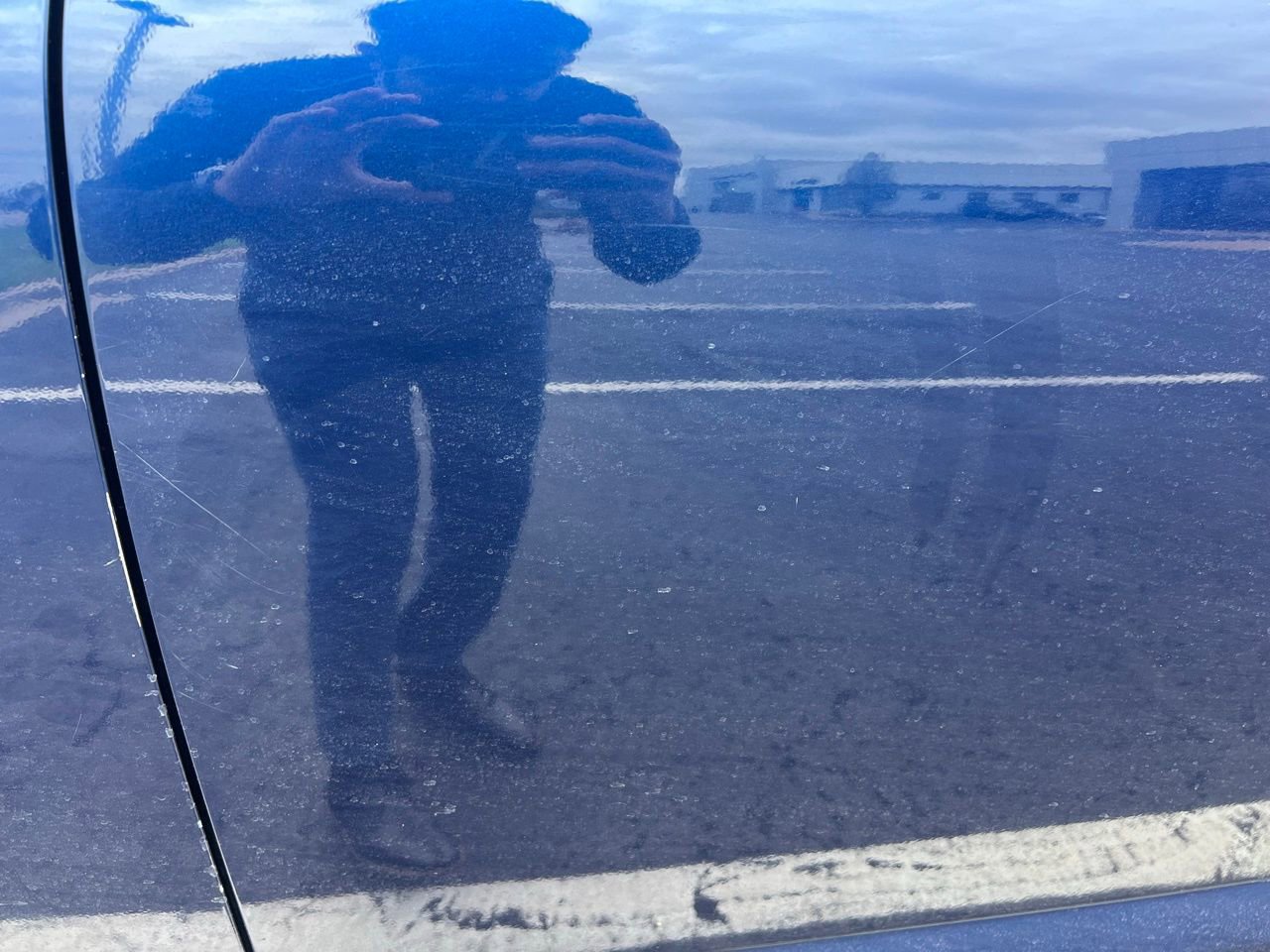 Used 2018 Nissan Titan SV w/ SV Convenience Package image 16