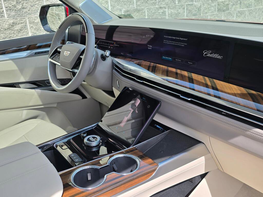 New 2026 Cadillac Escalade Platinum Luxury image 19