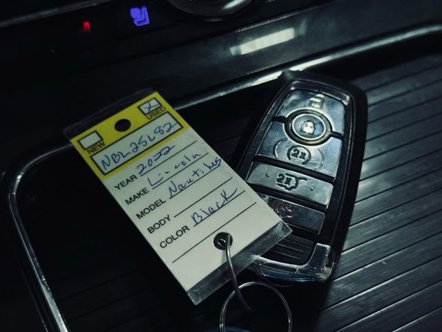 Used 2022 Lincoln Nautilus Reserve w/ Equipment Group 201A image 40