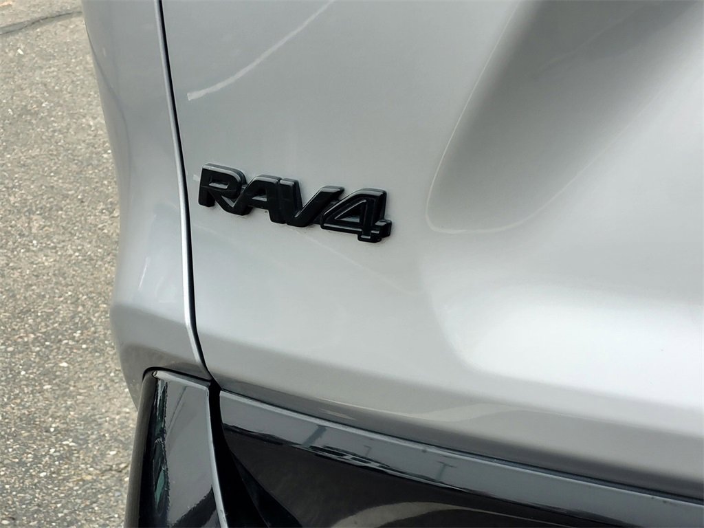 Used 2021 Toyota RAV4 XSE image 6