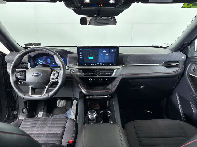 Certified 2025 Ford Explorer ST-Line w/ ST-Line Street Pack AWD/4WD image 4