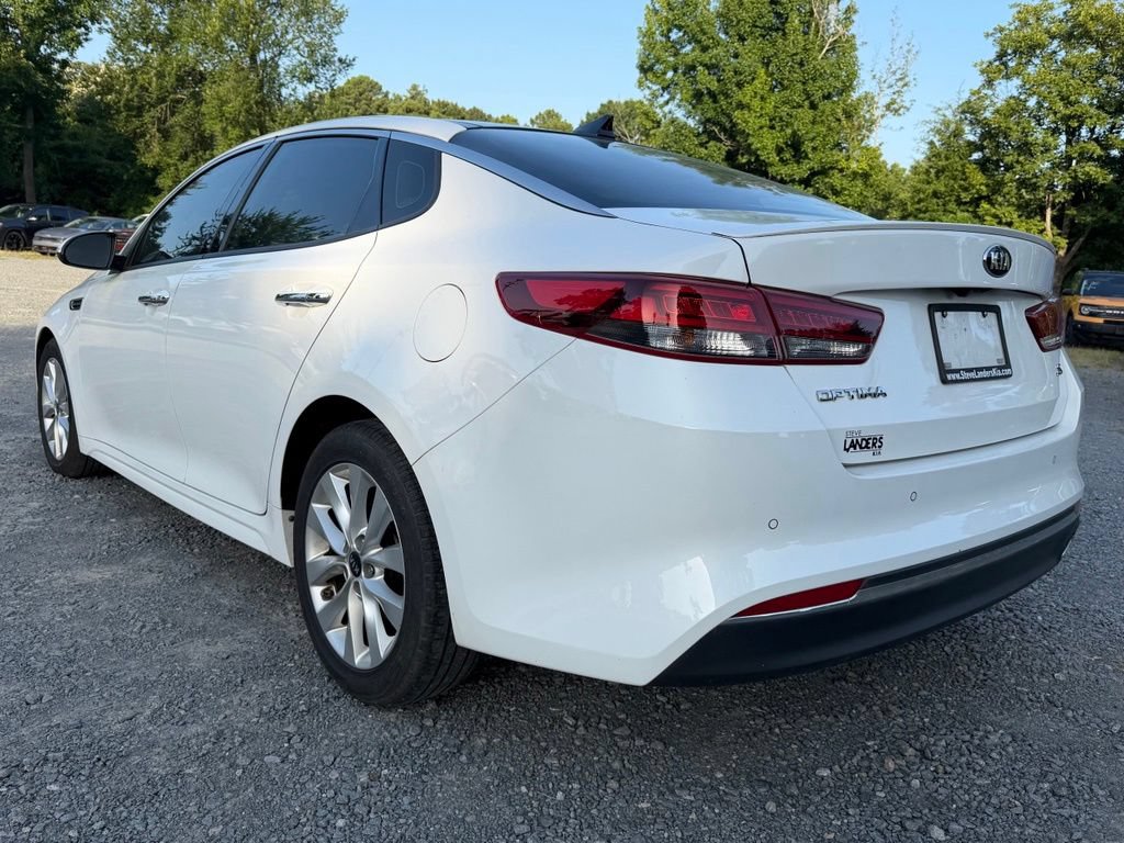 Used 2018 Kia Optima S w/ Panoramic Sunroof Package FWD image 5