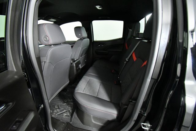 Used 2024 Chevrolet Colorado Z71 w/ Z71 Convenience Package 2 image 24