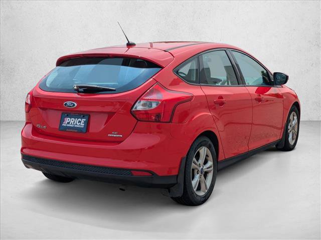 Used 2014 Ford Focus SE w/ SE Winter Package FWD image 5
