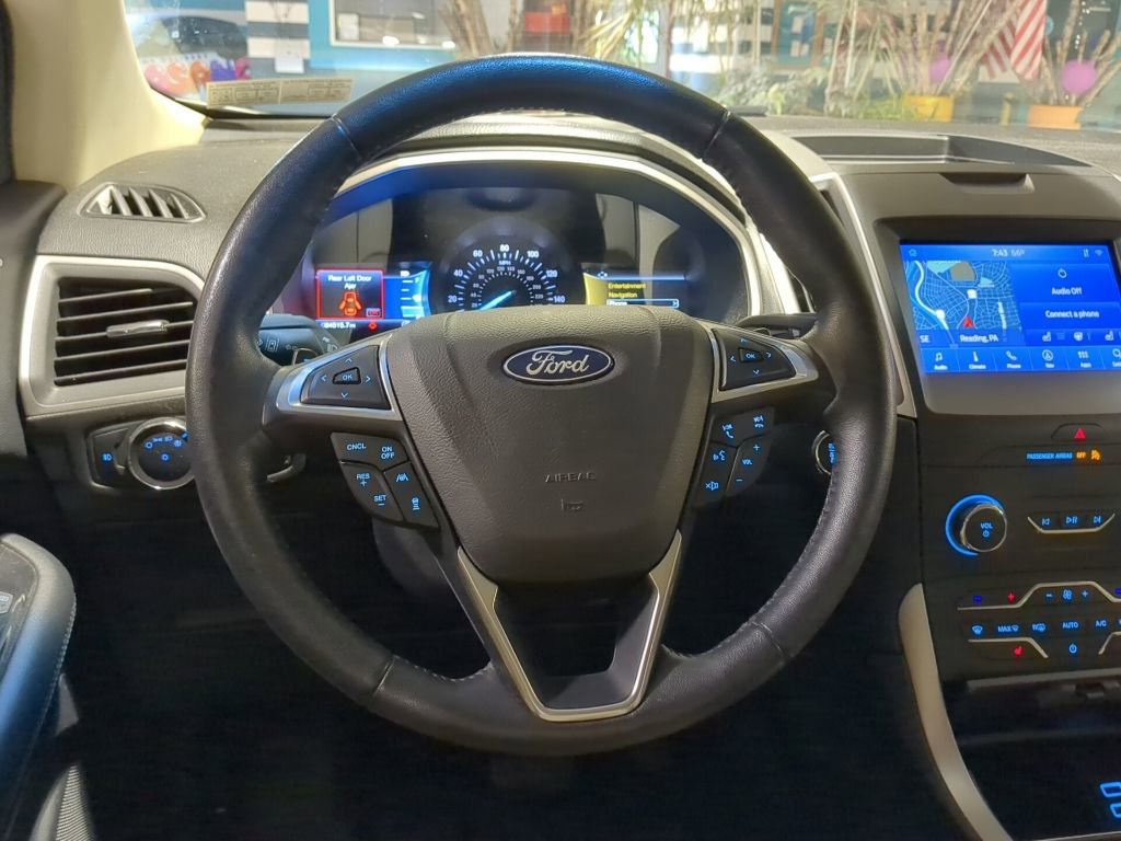 Used 2020 Ford Edge SEL w/ Convenience Package AWD/4WD image 11