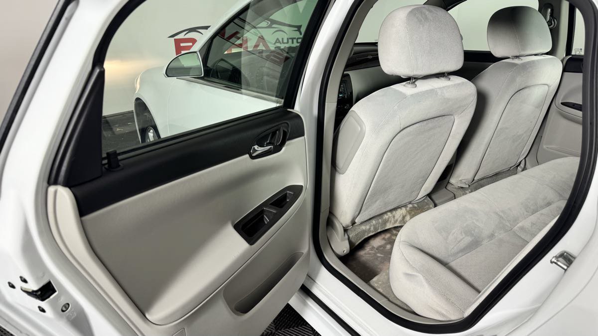 Used 2016 Chevrolet Impala Limited LS FWD image 23