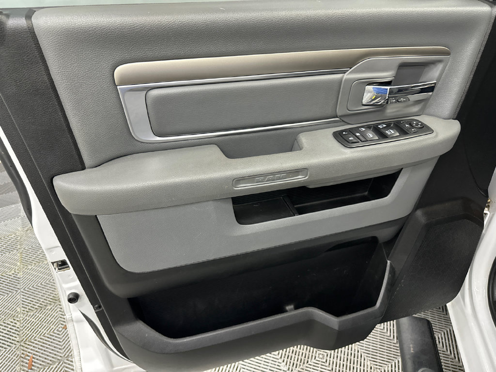 Used 2019 RAM 1500 Big Horn RWD image 11