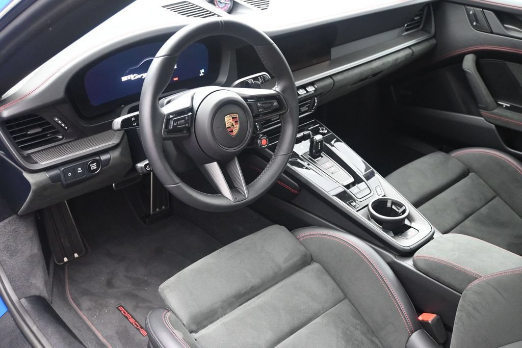 Used 2025 Porsche 911 Targa 4 GTS w/ Premium Package AWD/4WD image 4