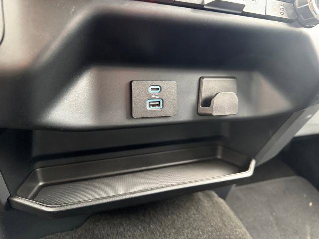 Certified 2022 Ford F150 XLT w/ Equipment Group 302A High image 25