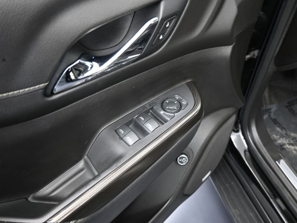 Used 2021 GMC Acadia SLT image 13