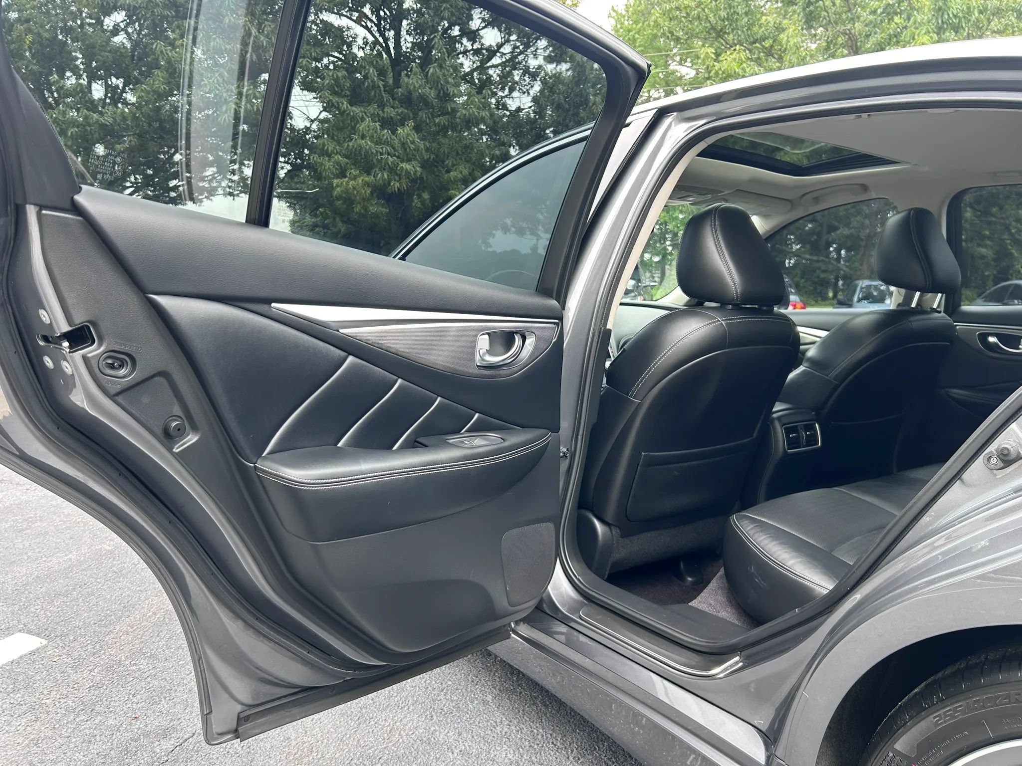Used 2020 INFINITI Q50 Sport RWD image 30