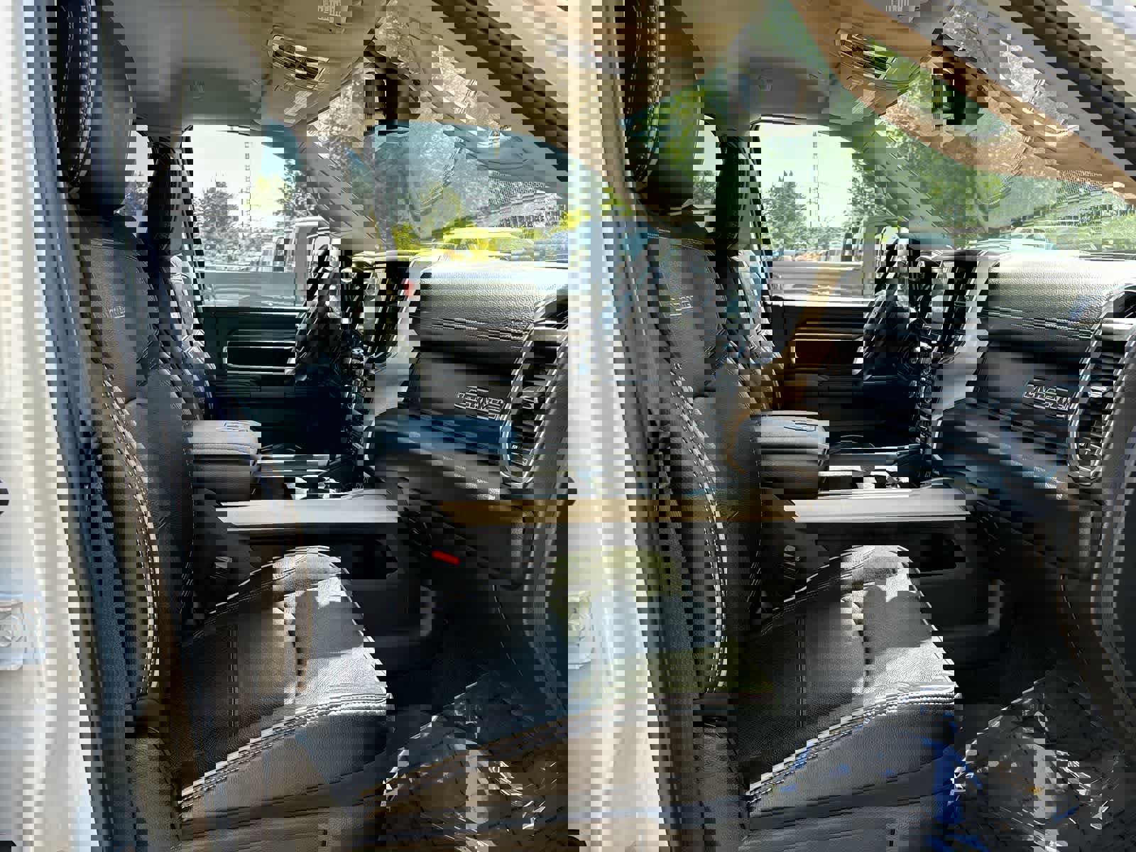 Certified 2022 RAM 3500 Laramie image 7