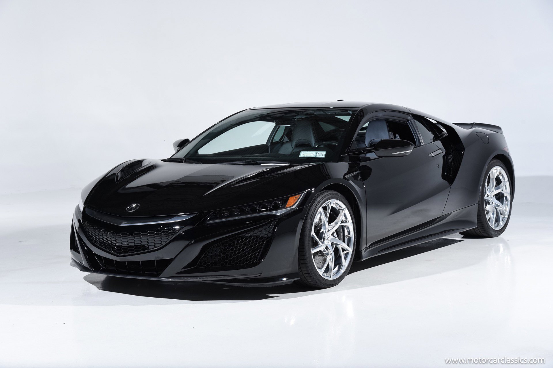 Used 2017 Acura NSX image 3