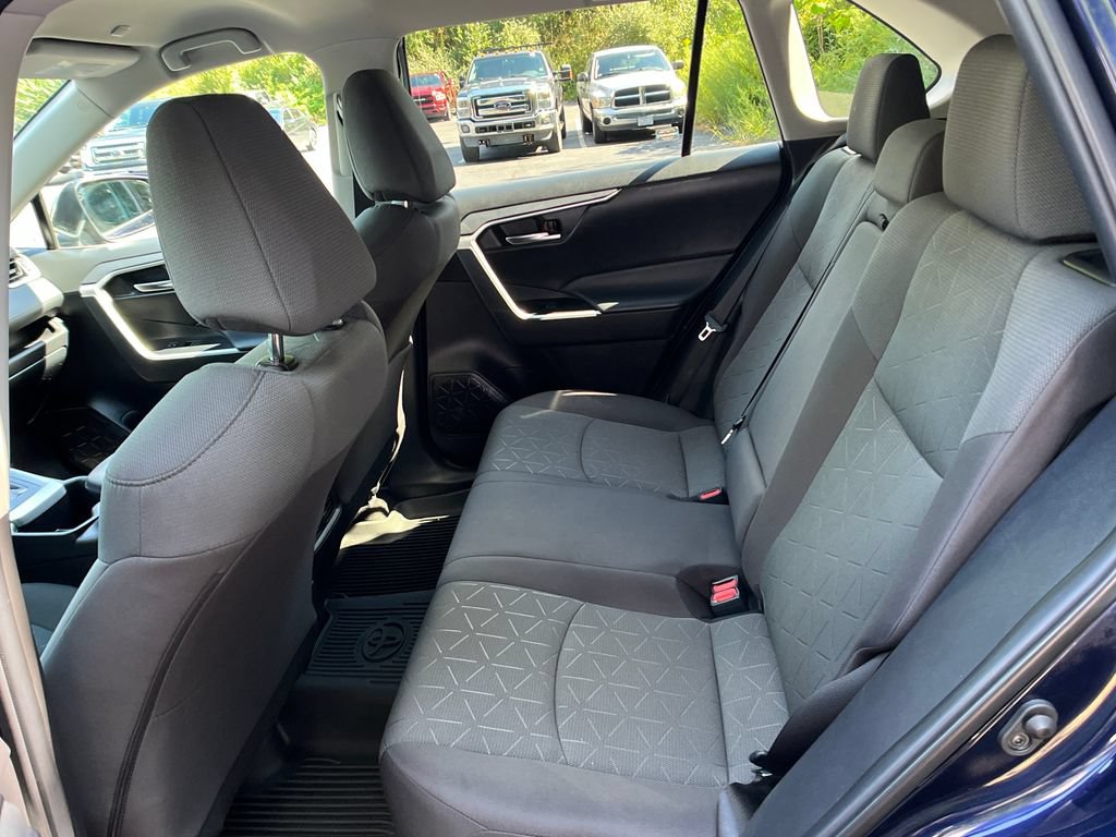 Used 2023 Toyota RAV4 XLE AWD/4WD image 21