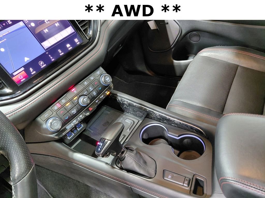 Used 2024 Dodge Durango R/T AWD/4WD image 4