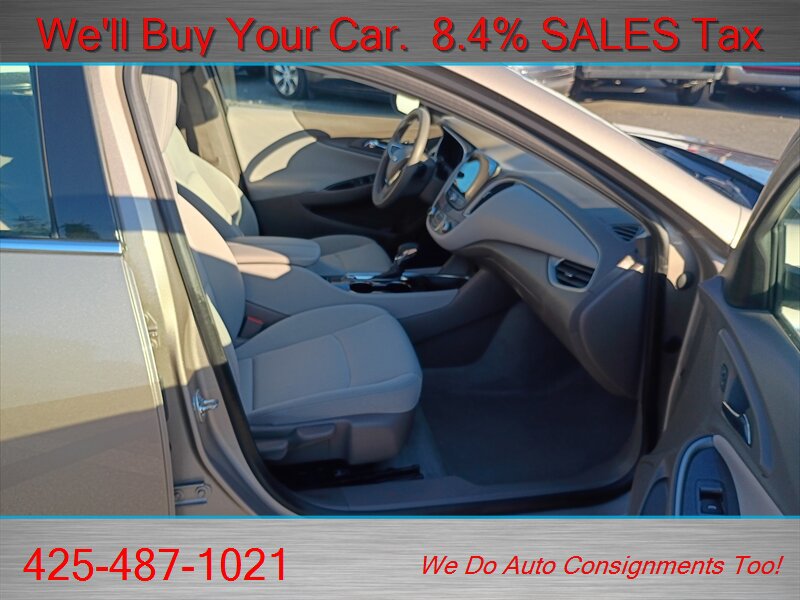 Used 2025 Chevrolet Malibu LT FWD image 13