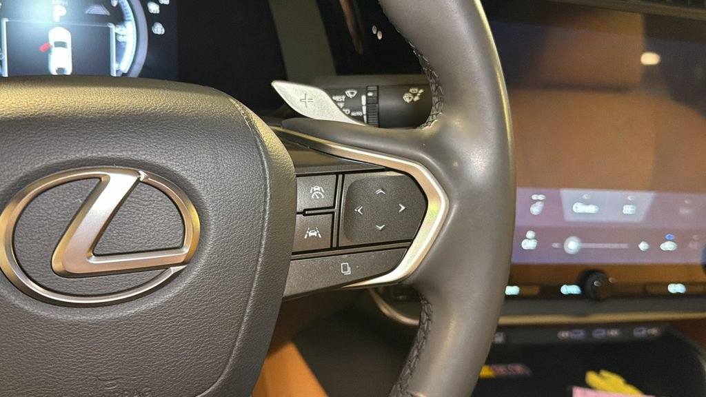 Certified 2023 Lexus RZ 450e Premium w/ Technology Package image 31