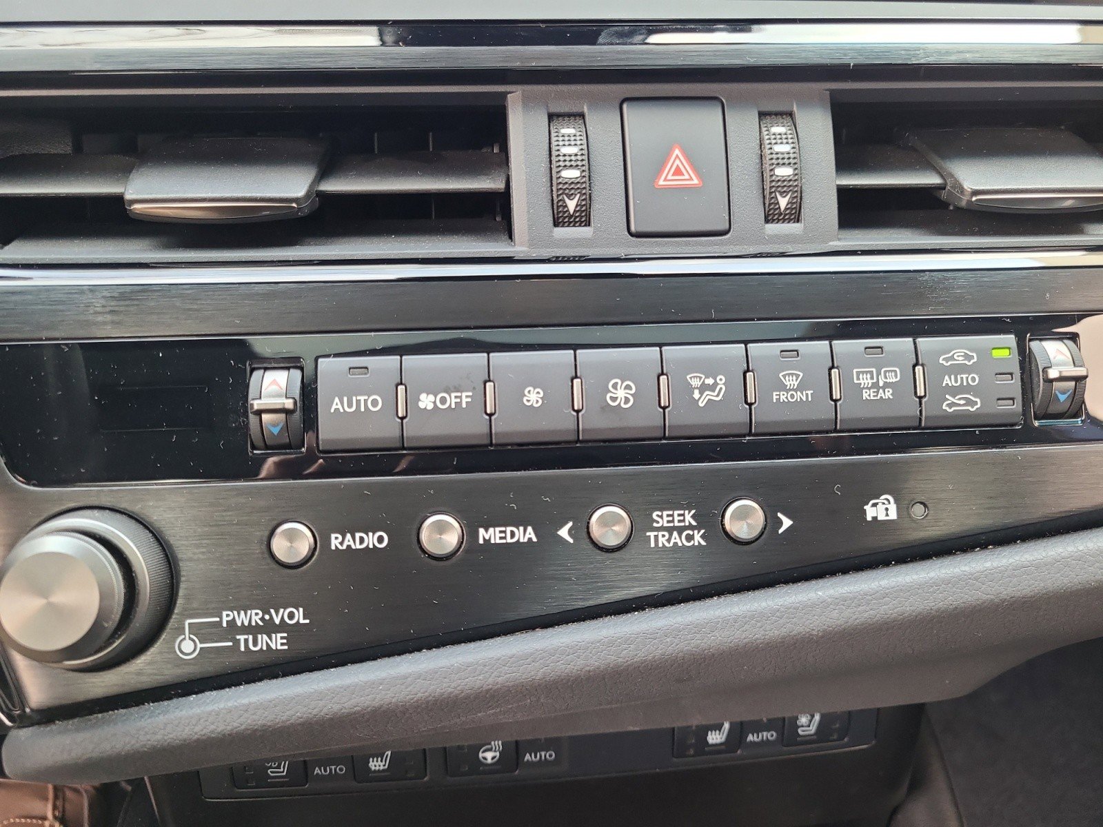 Used 2023 Lexus ES 350 F Sport image 30