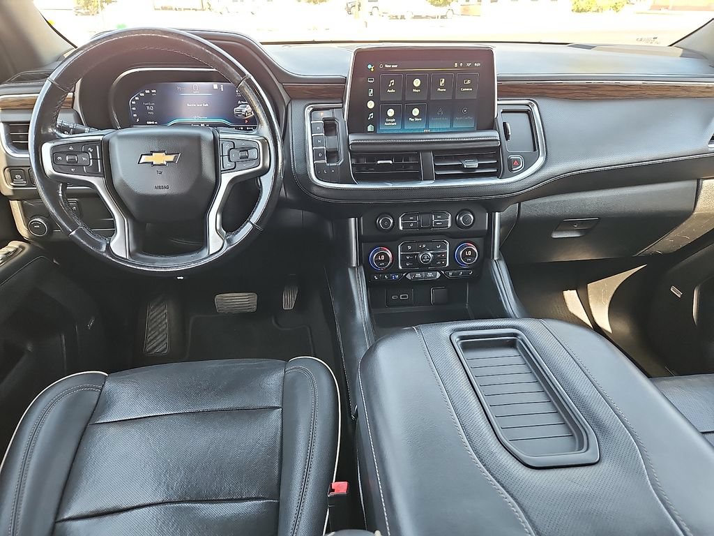 Used 2022 Chevrolet Suburban Premier RWD image 12