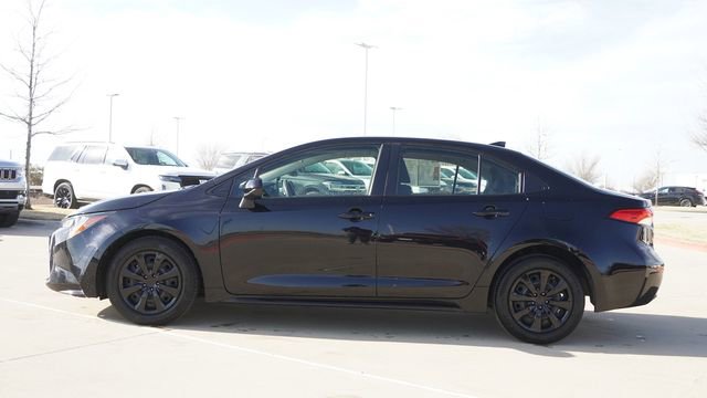 Used 2023 Toyota Corolla LE image 6
