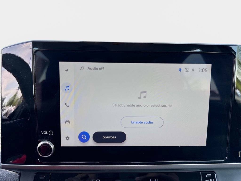 Used 2025 Toyota Camry LE w/ Convenience Package image 22