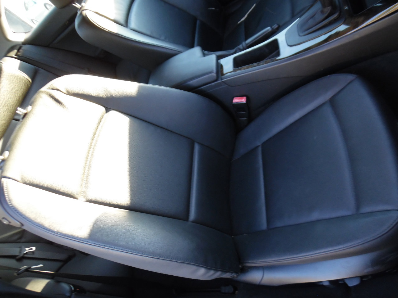 Used 2010 BMW 328i xDrive Coupe image 18