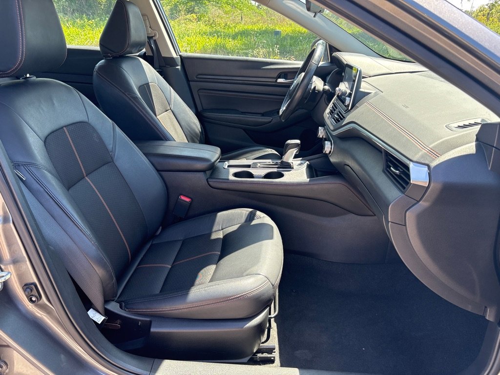 Used 2022 Nissan Altima 2.5 SR image 15