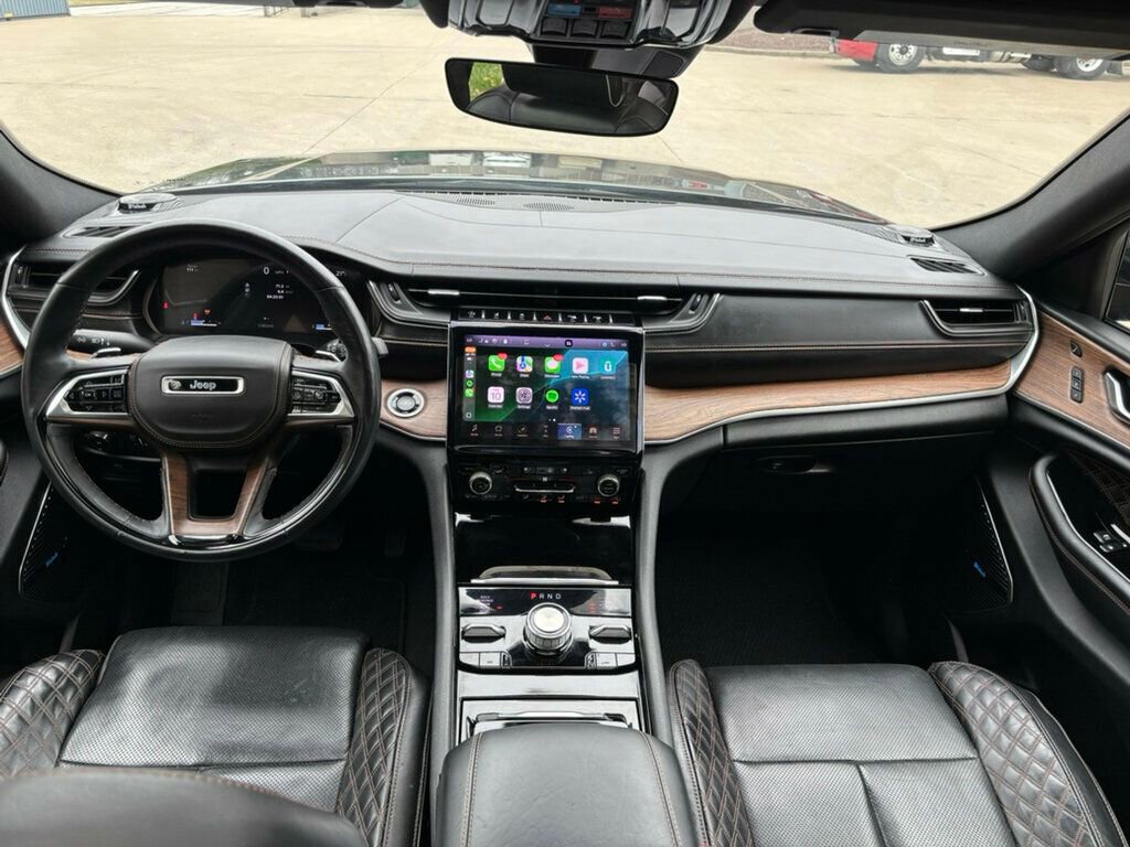 Used 2021 Jeep Grand Cherokee L Summit w/ Luxury Tech Group V image 26