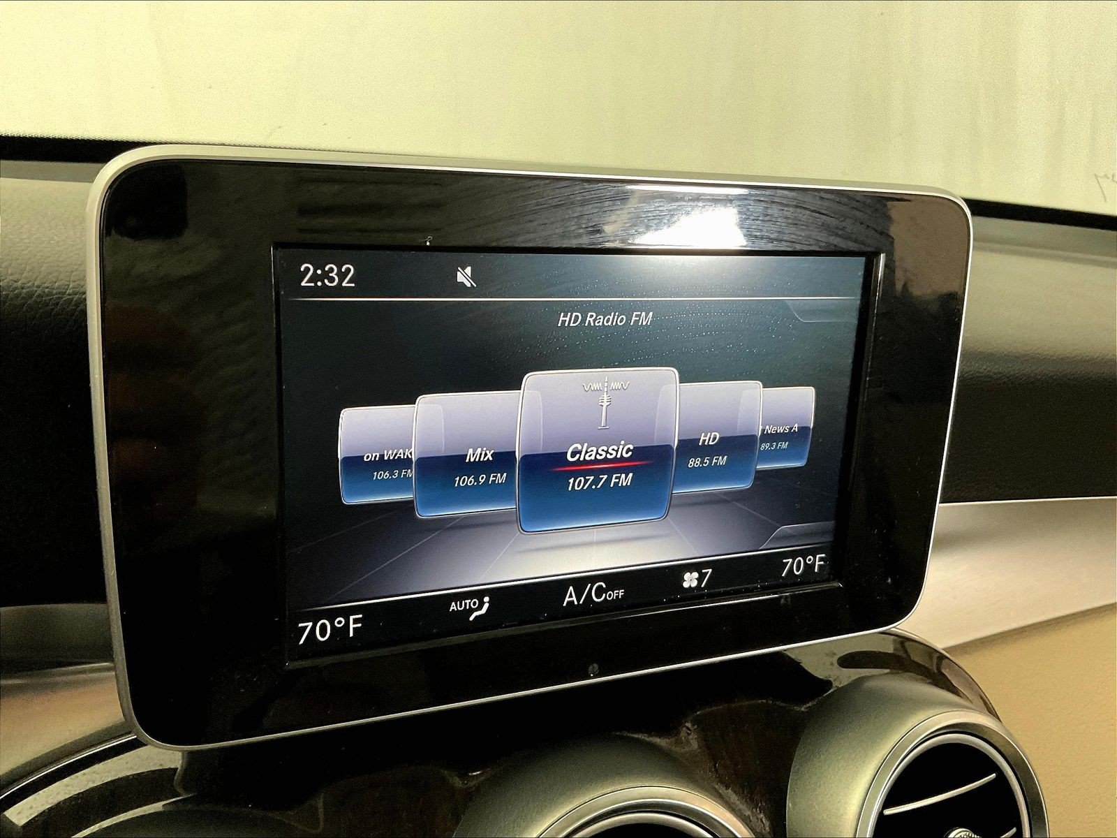 Certified 2019 Mercedes-Benz GLC 300 4MATIC image 15