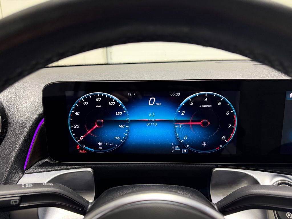 Used 2022 Mercedes-Benz GLB 250 4MATIC w/ Premium Package Lite image 14
