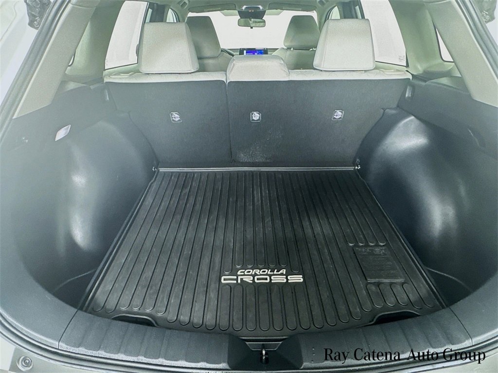 Used 2023 Toyota Corolla Cross L image 26
