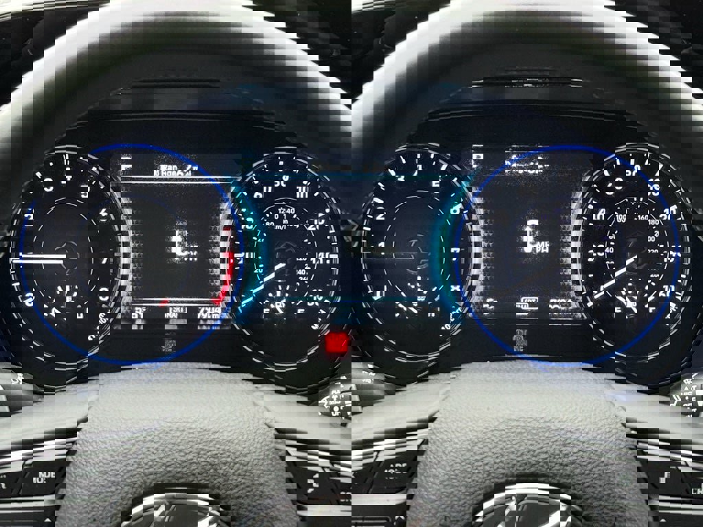 Used 2024 Chrysler Pacifica Touring-L image 21