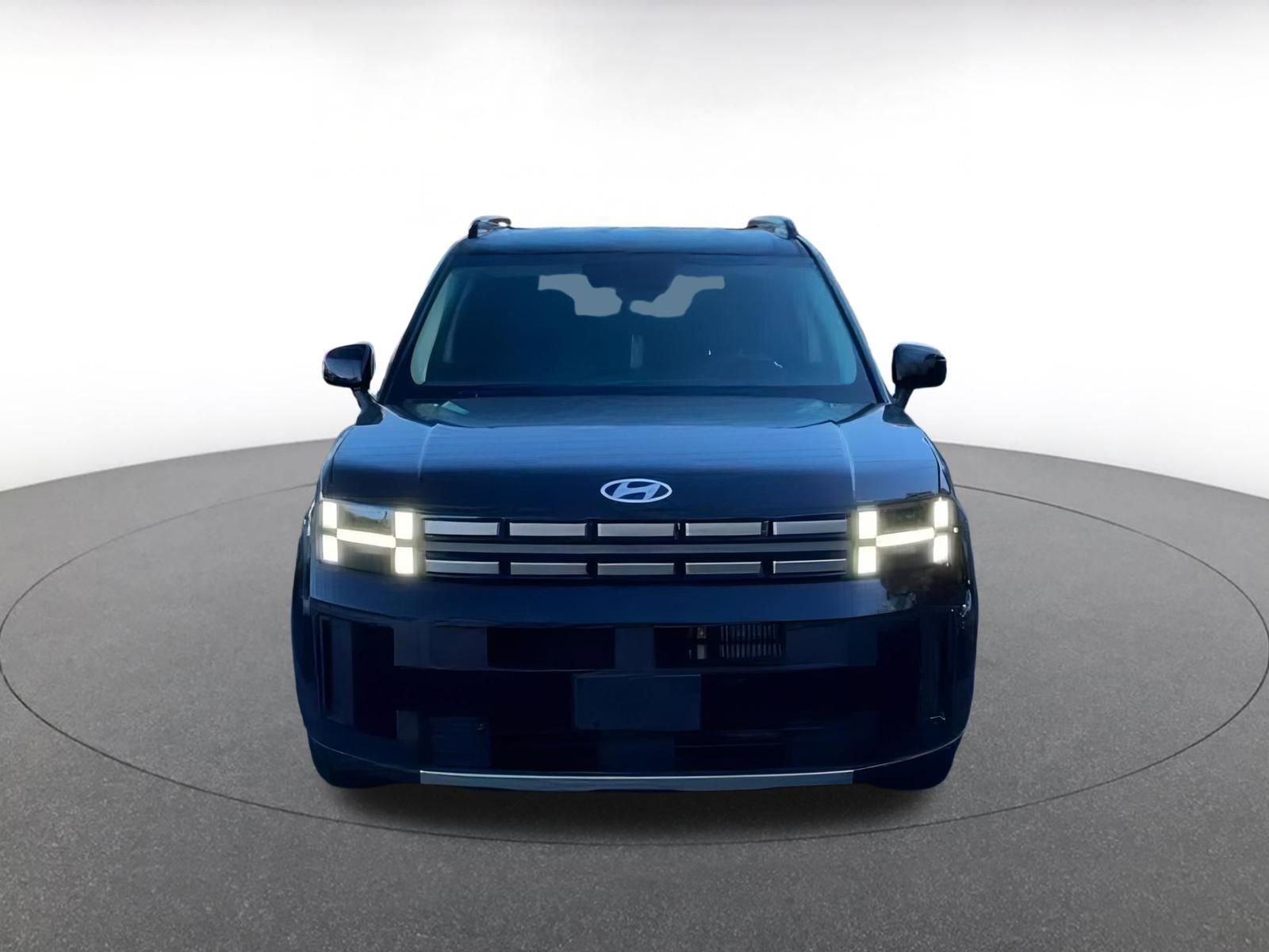 Used 2025 Hyundai Santa Fe SEL image 4