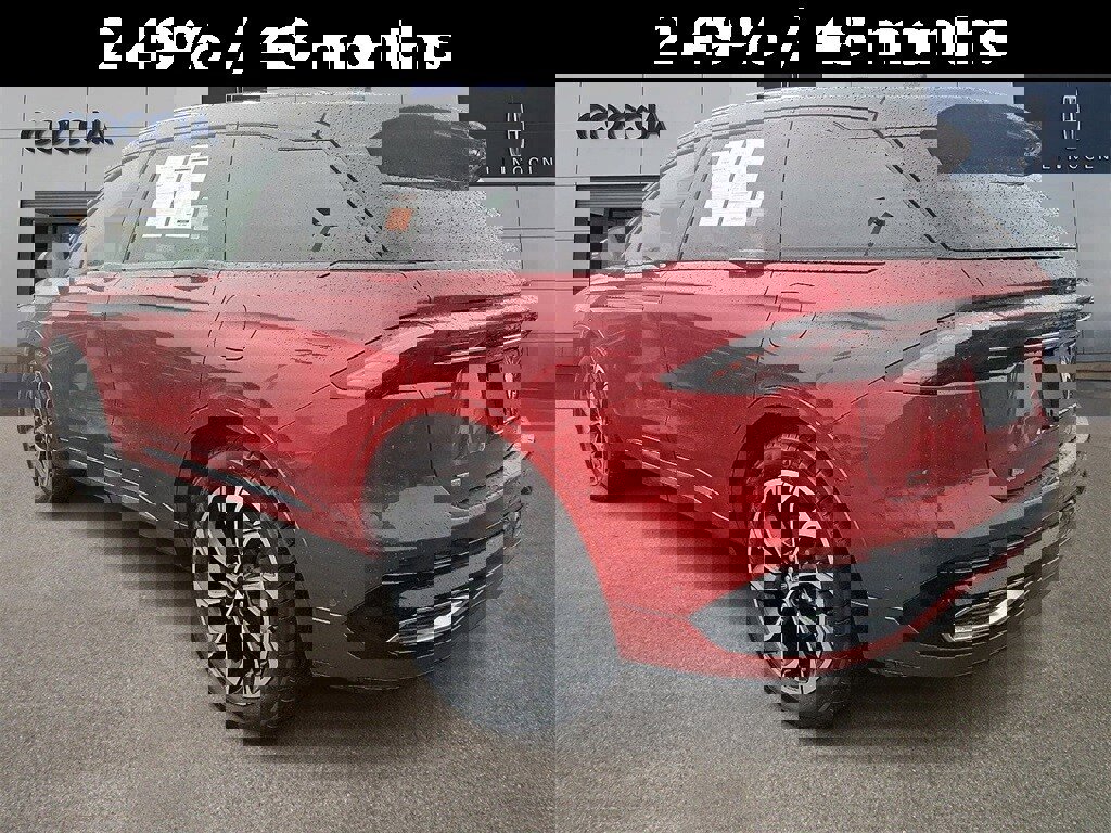 Certified 2024 Lincoln Nautilus Reserve w/ Equipment Group 202A image 6