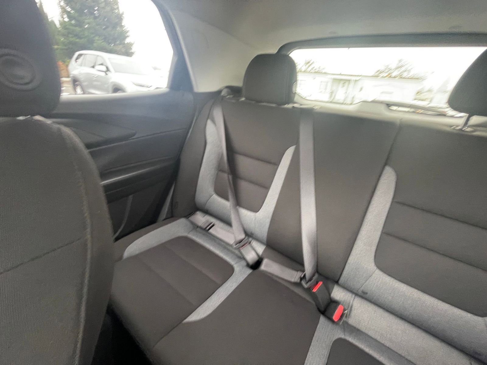 Used 2025 Chevrolet TrailBlazer LT image 34