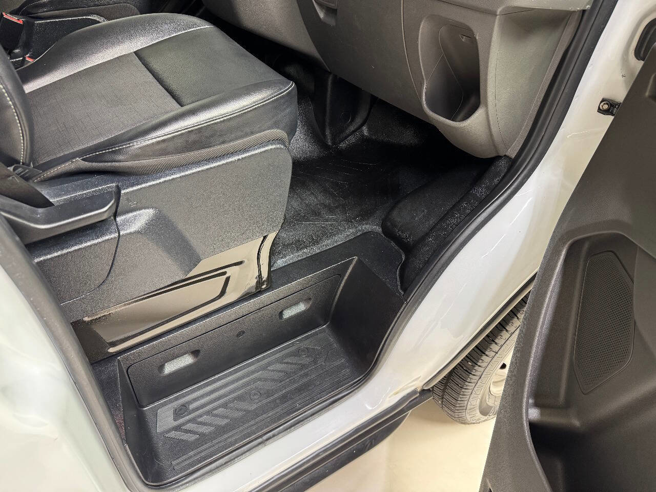 Used 2020 Ford Transit 250 250 3dr SWB Medium Roof Cargo image 44