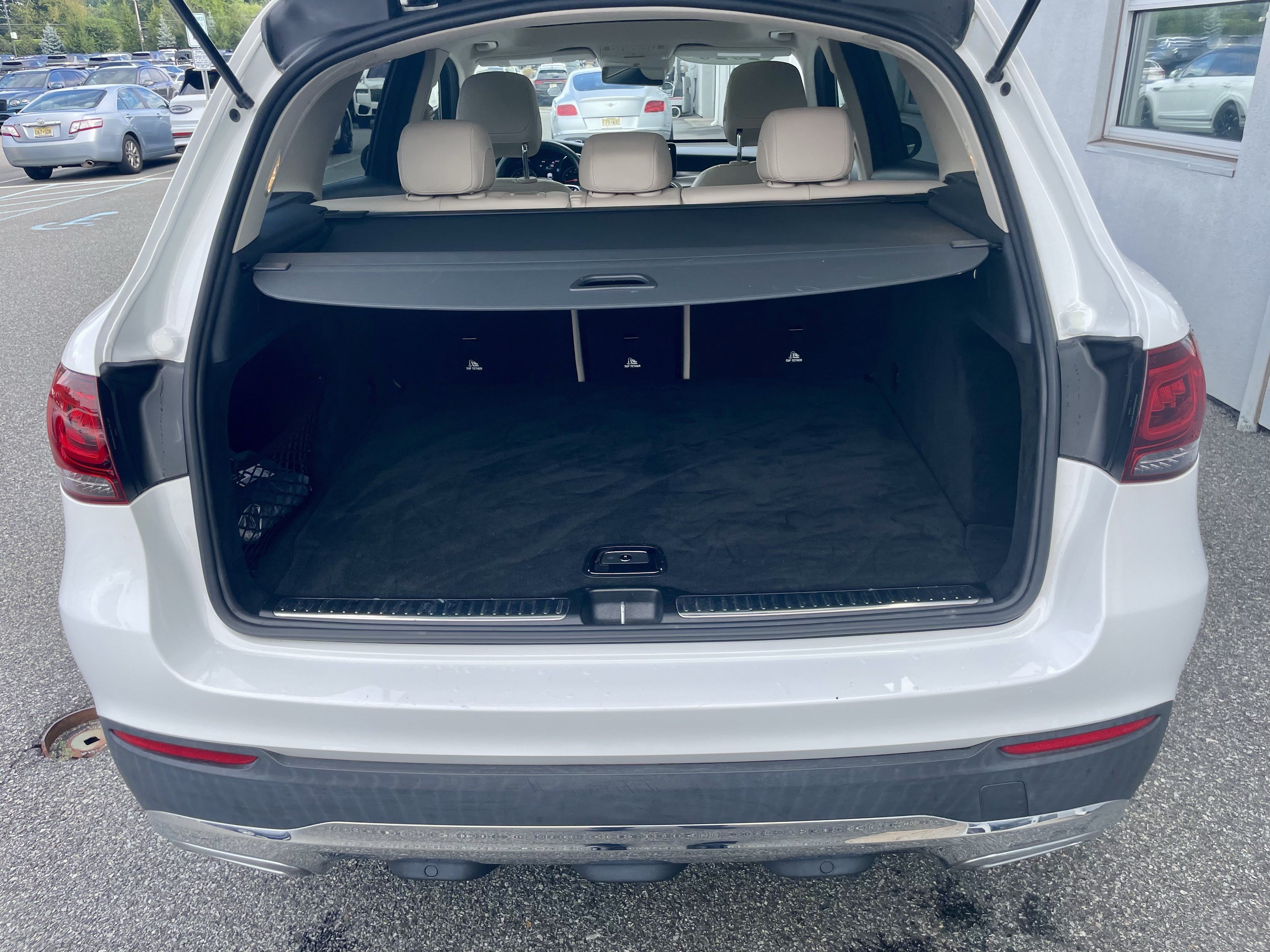 Used 2020 Mercedes-Benz GLC 300 4MATIC image 37
