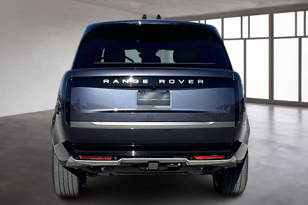 New 2026 Land Rover Range Rover SE image 4