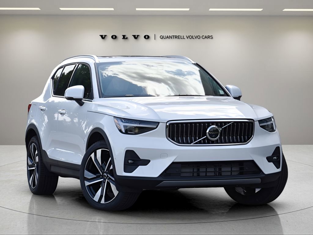 Certified 2025 Volvo XC40 B5 Ultra w/ Protection Package Premier image 1