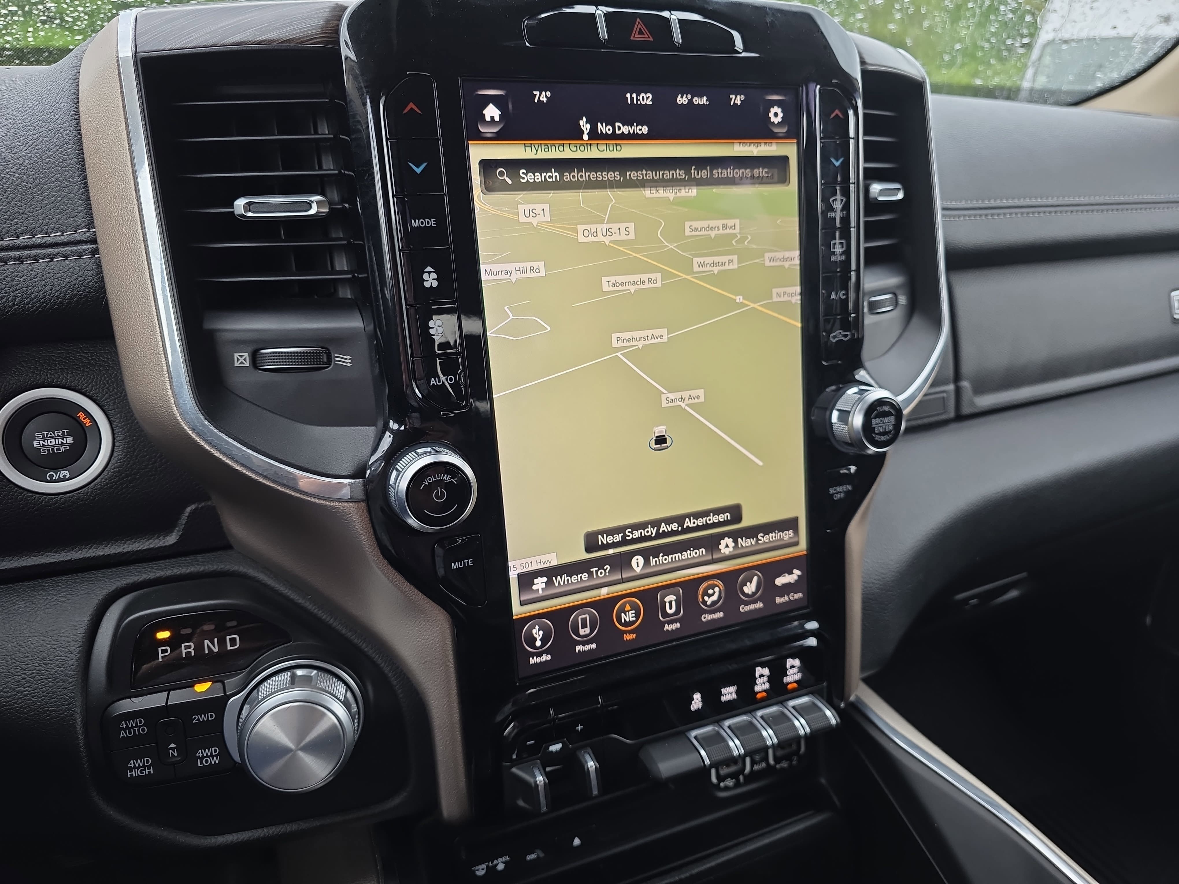 Used 2019 RAM 1500 Laramie AWD/4WD image 18
