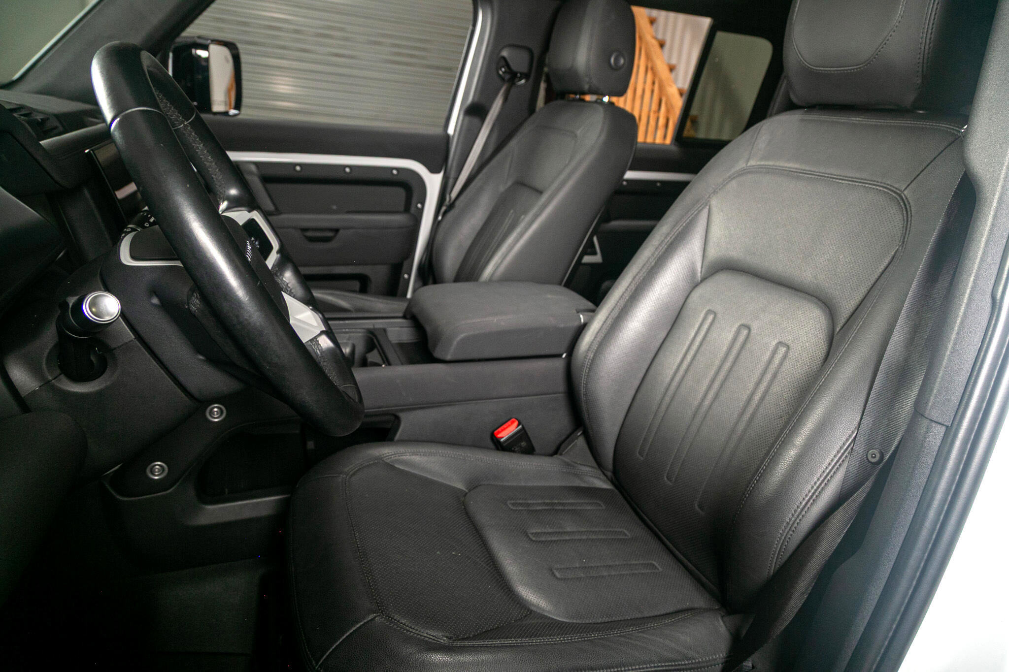 Used 2022 Land Rover Defender 110 S image 4