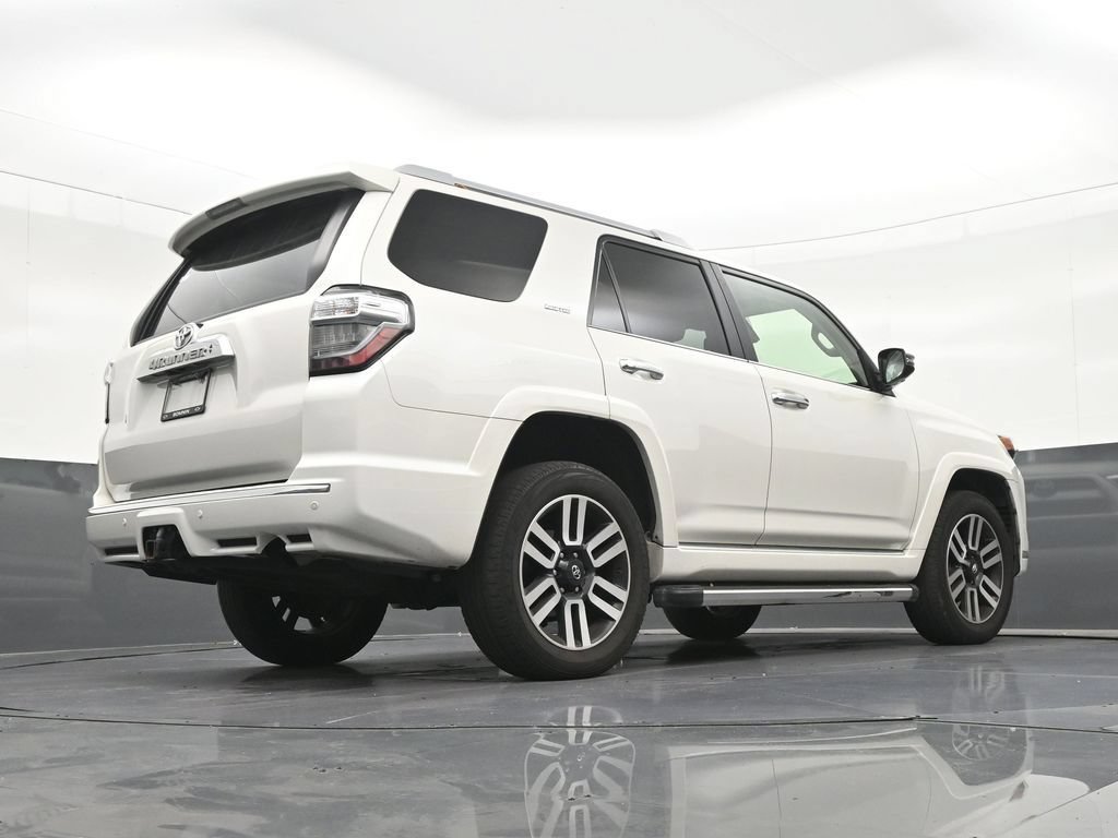 Used 2023 Toyota 4Runner Limited AWD/4WD image 27