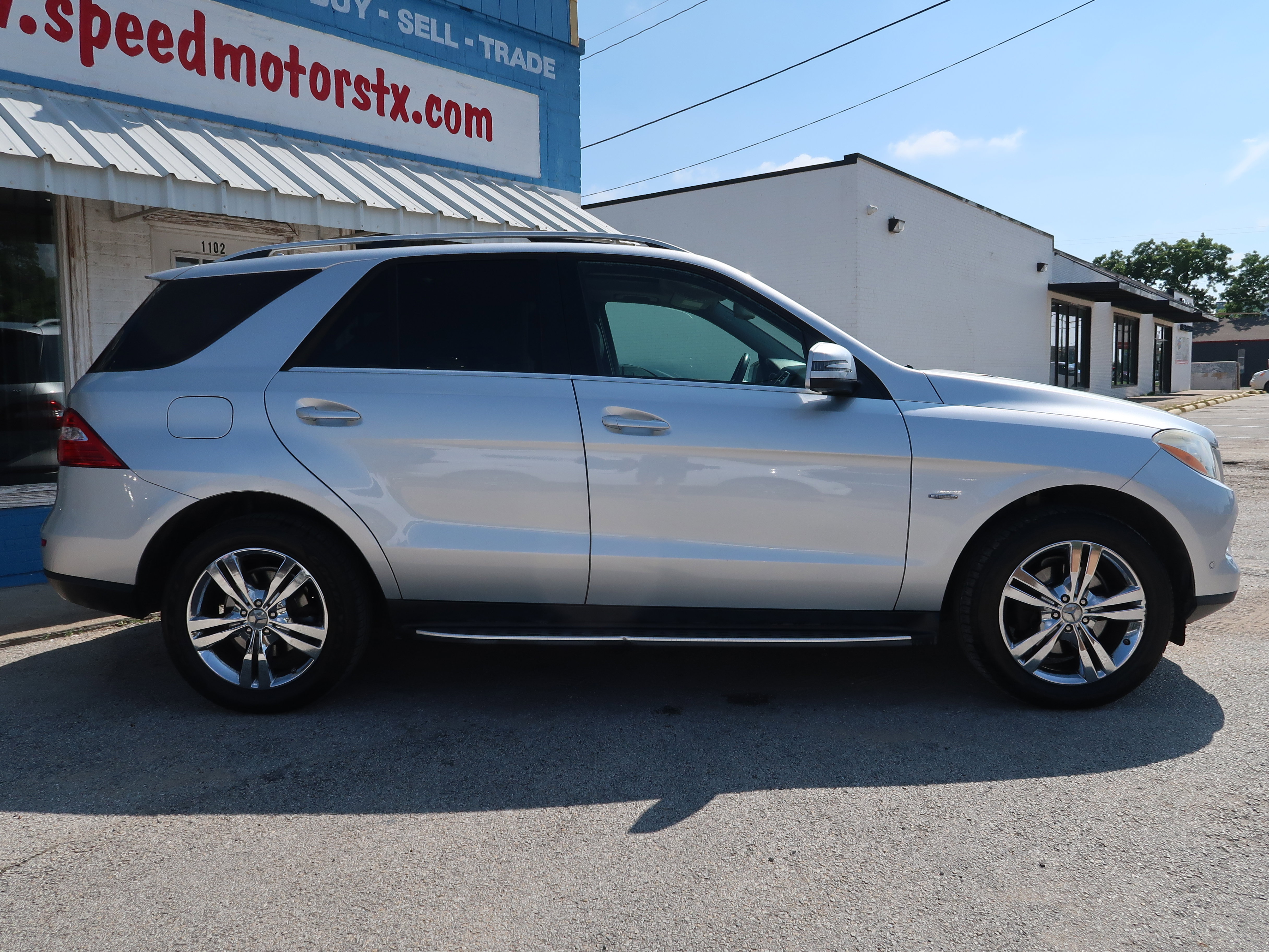 Used 2012 Mercedes-Benz ML 350 4MATIC image 4