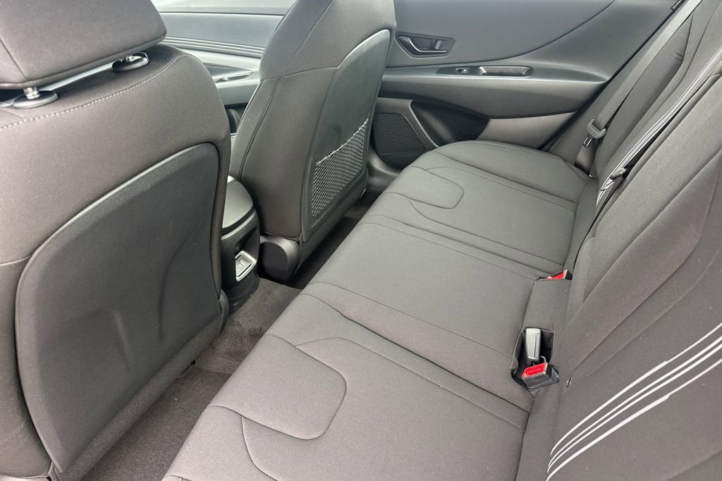 New 2026 Hyundai Elantra SEL Sport Premium FWD image 12